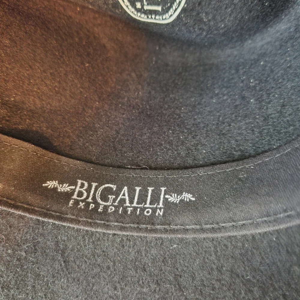 Bigalli Expedition Andean Alpaca Stylish Black Felt Hat w/ Tassel Accent, Size S